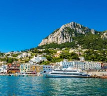 Les touristes de Capri condamnés à une amende de 500 € pour avoir utilisé du plastique – d’autres destinations suivront-elles?