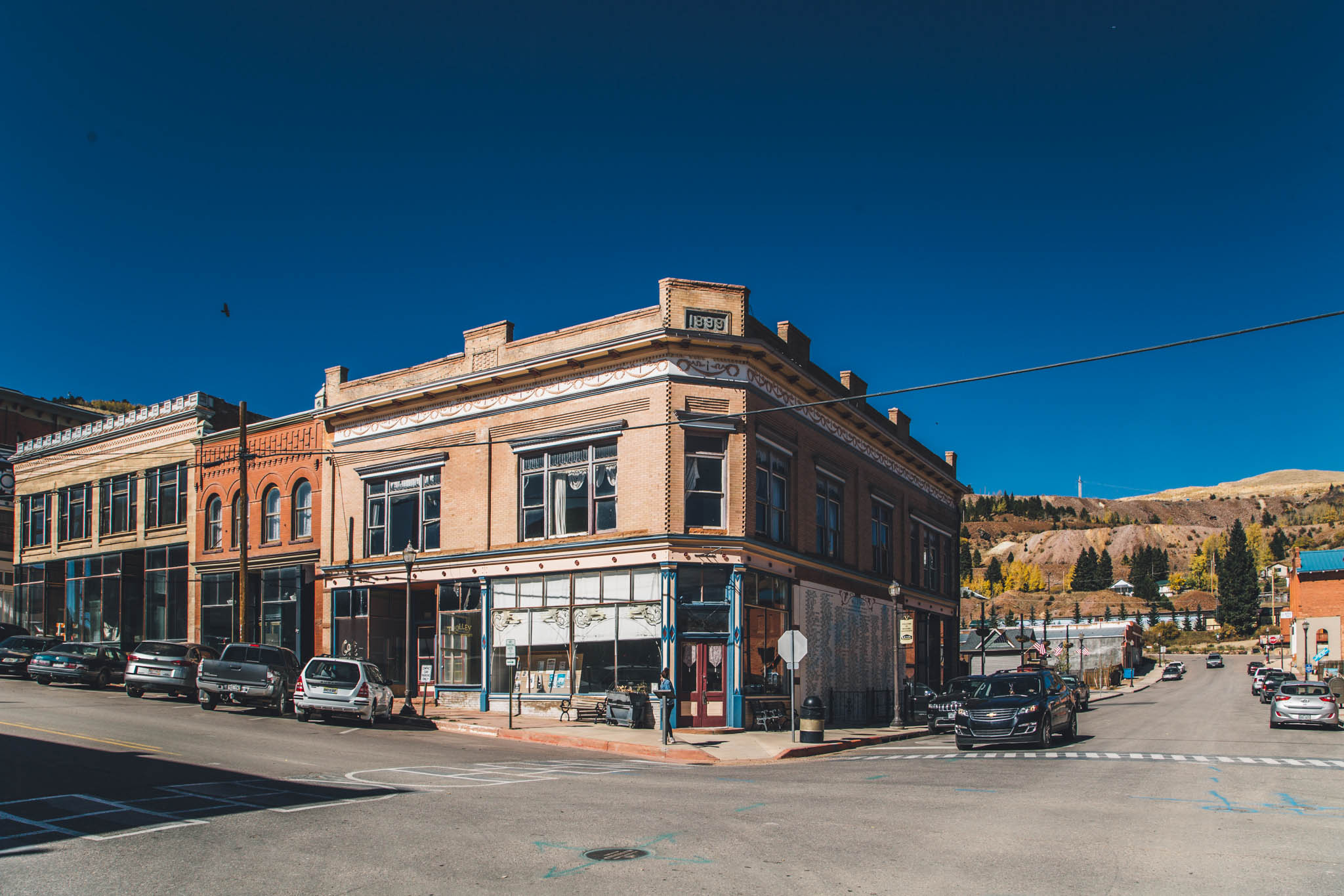 Réouverture d'un hôtel "hanté" dans le Colorado avec des chambres sur le thème des tueurs en série