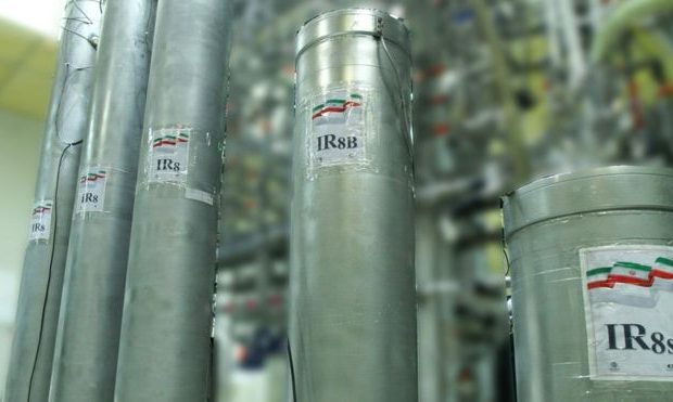 L'Iran a commencé à injecter du gaz d'uranium dans plus de 1 000 centrifugeuses depuis ce mercredi 58 L'Iran a commencé à injecter du gaz d'uranium dans plus de 1 000 centrifugeuses depuis ce mercredi