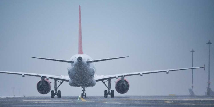 La France a reçu l'approbation de l'UE pour restreindre certains types de vols à courte distance 47 winter day airport