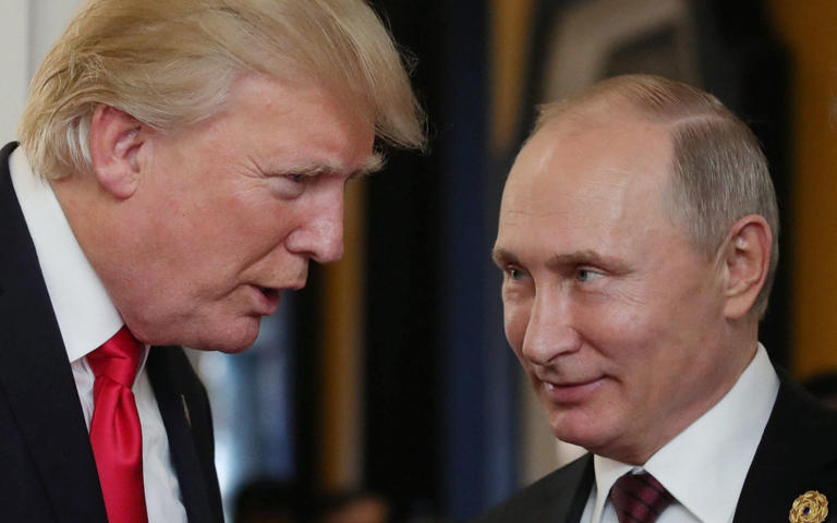Donald Trump and Vladimir Putin, pictured during the Russian president’s last Apec appearance in 2017